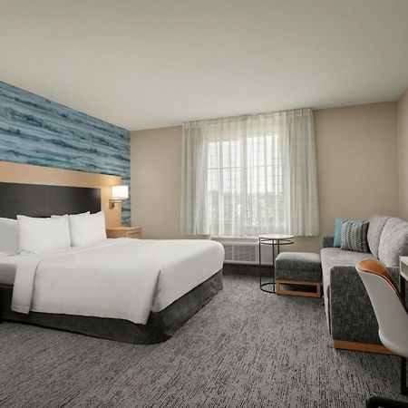 Towneplace Suites By Marriott San Diego Carlsbad / Vista Exterior photo
